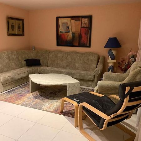 Beautiful House With Free Parking On Premise Villa Utzenstorf Buitenkant foto