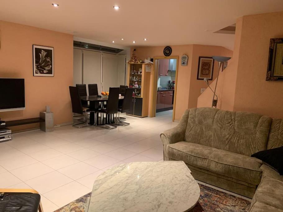 Beautiful House With Free Parking On Premise Villa Utzenstorf Buitenkant foto