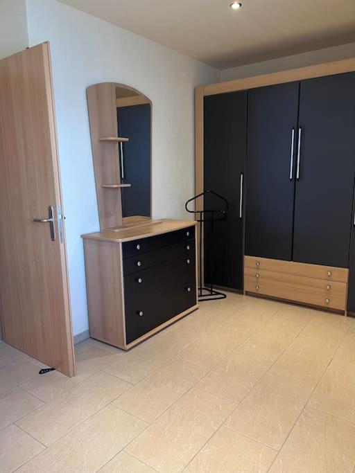 Beautiful House With Free Parking On Premise Villa Utzenstorf Buitenkant foto