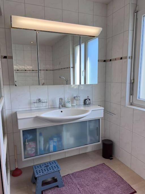 Beautiful House With Free Parking On Premise Villa Utzenstorf Buitenkant foto